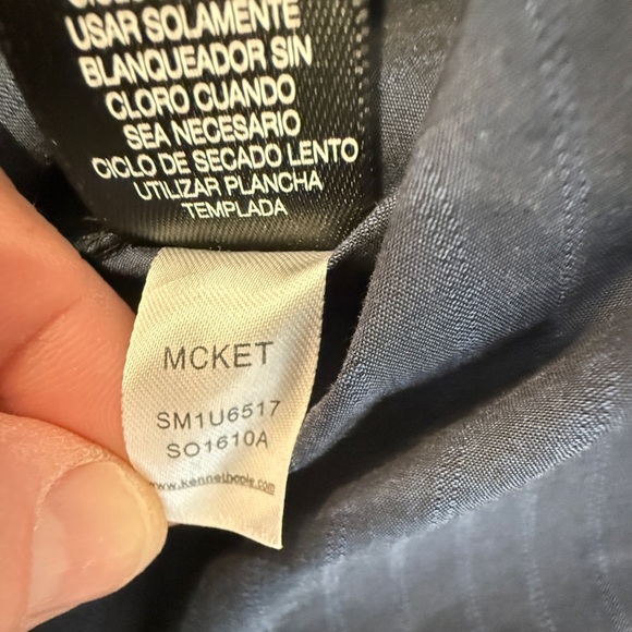 Kenneth Cole New York Men’s Blue Dress Shirt with Tonal Stripes - Size Large - Picture 12 of 13